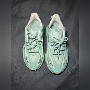 Adidas Ozweego celox